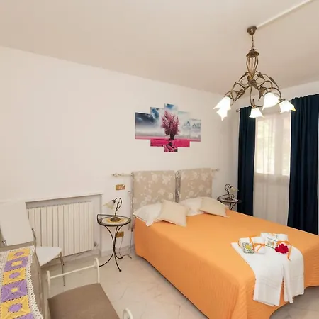 Casa Vacanze La Magnolia Viterbo Exterior photo